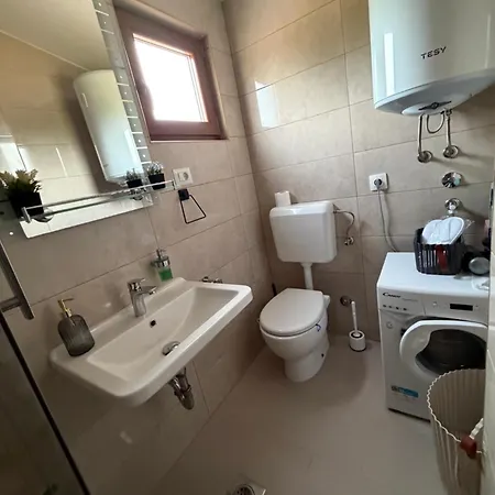 Sunshine Apartment *